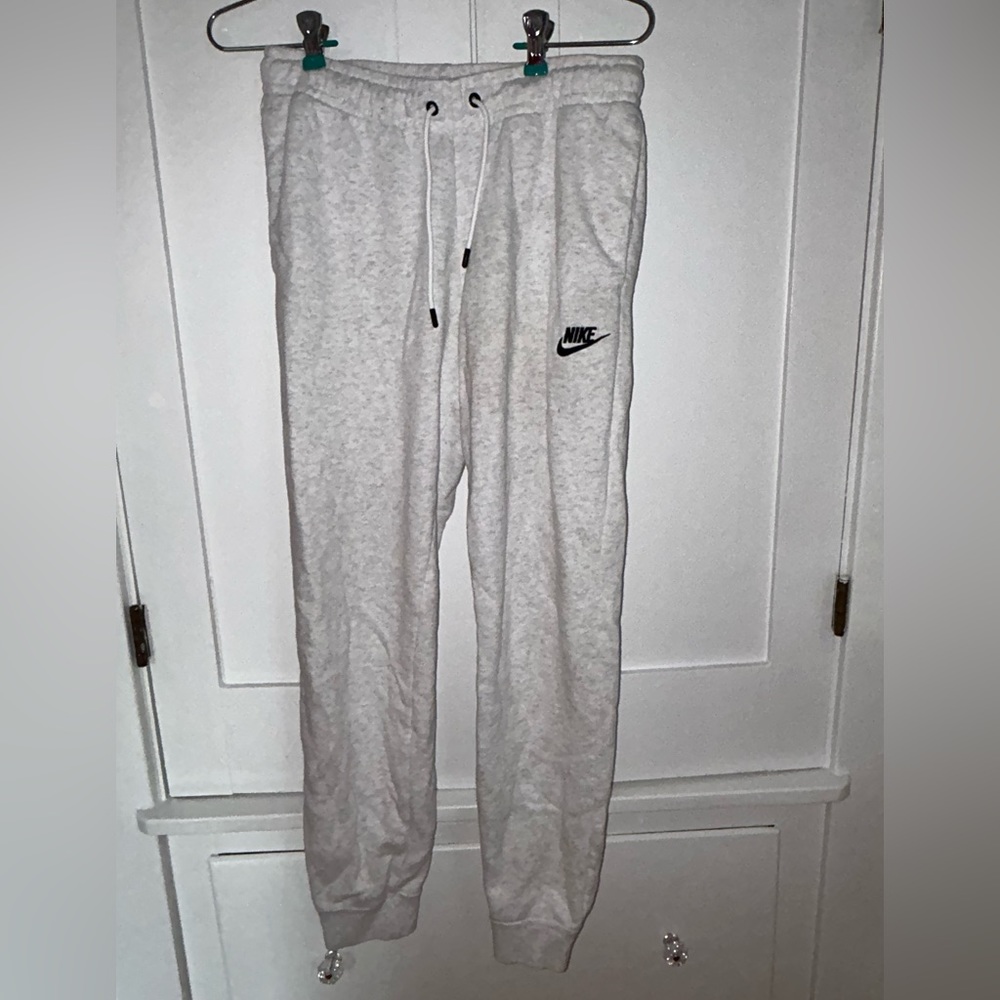 nike sweatpants, light grey, size small